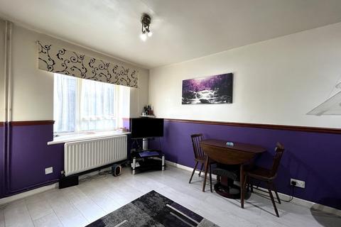 1 bedroom terraced house for sale, Ashlyns Way, Chessington, Surrey. KT9 2HL