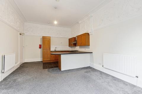 3 bedroom flat for sale, Kersland Street, Hillhead, G12 8BT