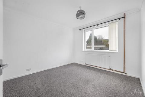 2 bedroom maisonette for sale, Penrhiw Road, Morriston, Swansea