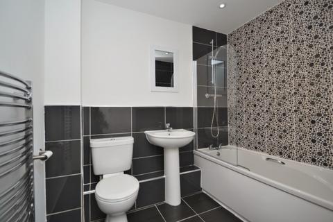 2 bedroom flat to rent, Potternewton Mount, Leeds LS7