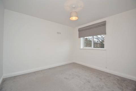 2 bedroom flat to rent, Potternewton Mount, Leeds LS7