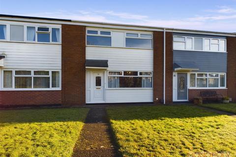 3 bedroom terraced house for sale, Chester Road, Wrexham