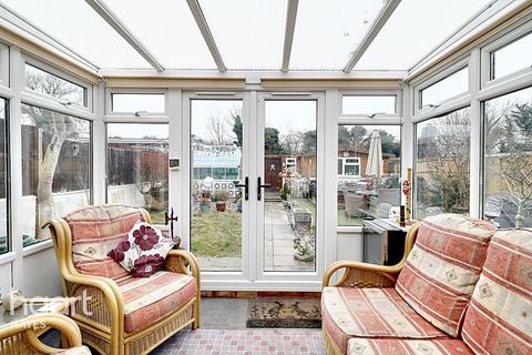 76 Fairholme Crescent, Hayes, UB4 8QT