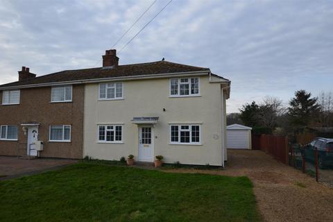 3 bedroom semi-detached house to rent, Greenway, Campton