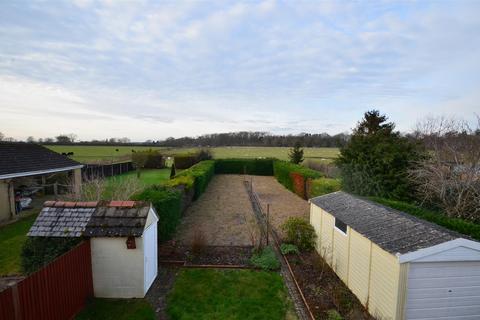 3 bedroom semi-detached house to rent, Greenway, Campton