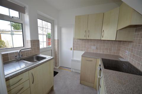 3 bedroom semi-detached house to rent, Greenway, Campton