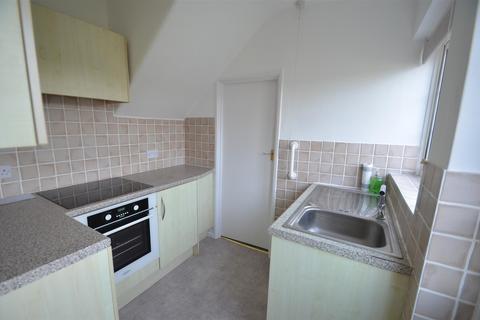 3 bedroom semi-detached house to rent, Greenway, Campton