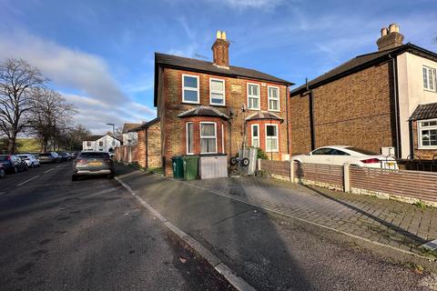 5 bedroom semi-detached house to rent, Farnell Road, Staines-upon-Thames, TW18