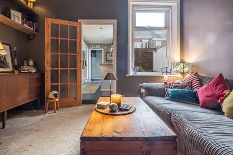 2 bedroom apartment to rent, Hotspur Street, Newcastle Upon Tyne NE6