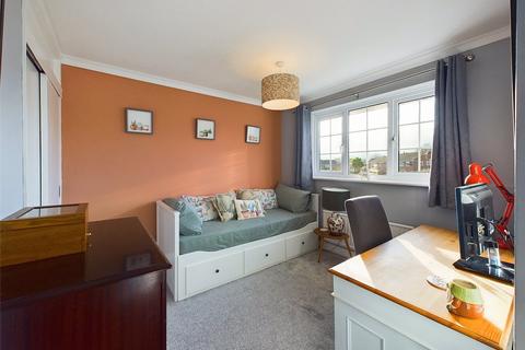 18 Thrush Close, Abbeydale, Gloucester, GL4 4WZ