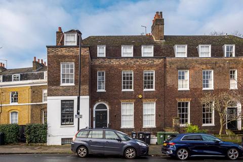 Flat 4, 10 Rectory Grove, London, SW4 0EA