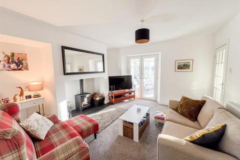 2 bedroom terraced house for sale, Flowers Cottages, Haggerston