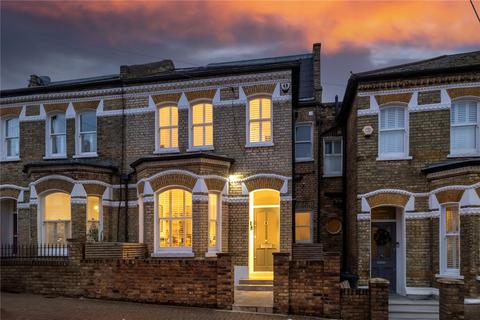 5 bedroom terraced house for sale, Belleville Road, SW11