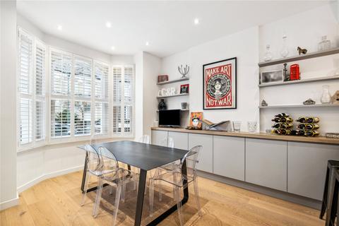 5 bedroom terraced house for sale, Belleville Road, SW11