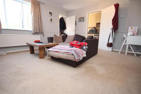 2 bedroom house for sale, Stonecrop Road, Merrow