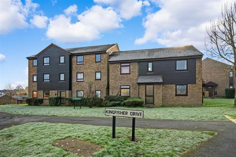 1 bedroom flat for sale, Kingfisher Drive, Guildford