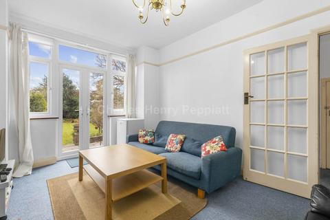23 Sutherland Grove, London, SW18 5PS