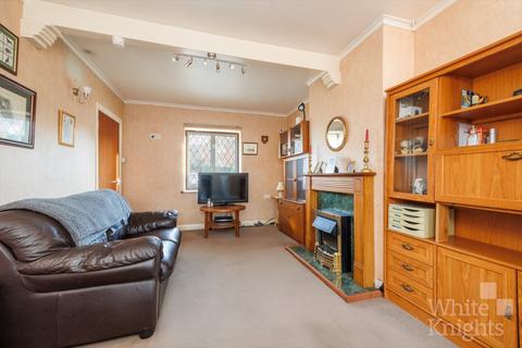 3 bedroom semi-detached house for sale, Northumberland Avenue, Reading RG2