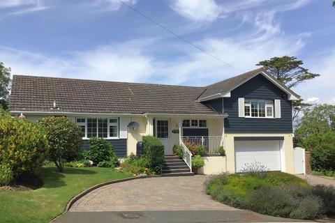 4 bedroom detached bungalow for sale, Totand Bay, Isle of Wight