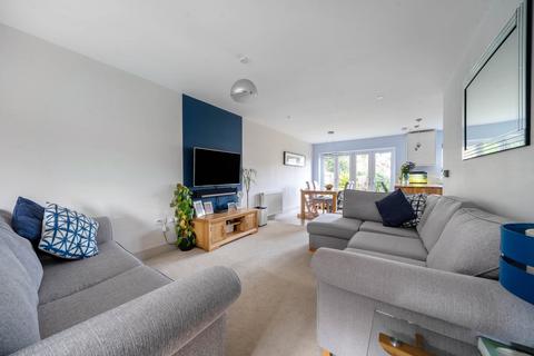 4 bedroom end of terrace house for sale, WOKING