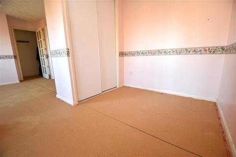 undefined, Lesney Gardens, Rochford