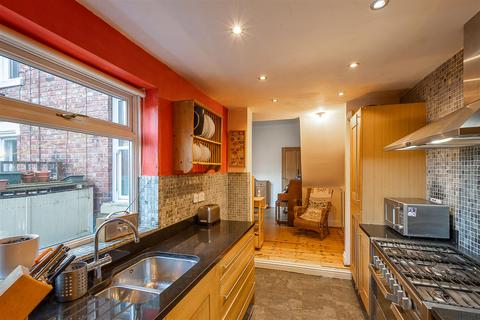 4 bedroom terraced house for sale, Ripon Gardens, Jesmond Vale, Newcastle upon Tyne