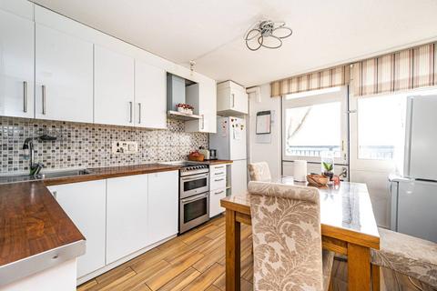 2 bedroom flat for sale, TRELLICK TOWER, GOLBORNE ROAD, North Kensington, London, W10