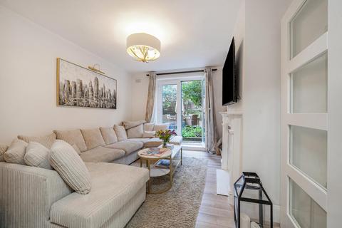 2 bedroom flat for sale, Wandsworth Bridge Road, Fulham