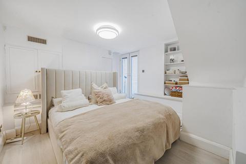 2 bedroom flat for sale, Wandsworth Bridge Road, Fulham