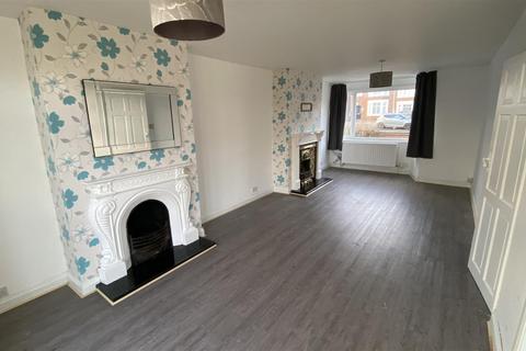 3 bedroom end of terrace house to rent, Grayswood Avenue, Coventry CV5