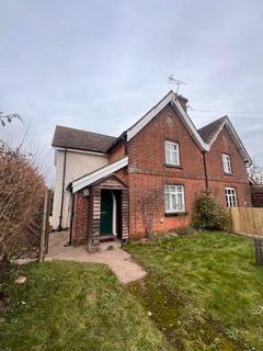 3 bedroom semi-detached house to rent, Kingstone HR2