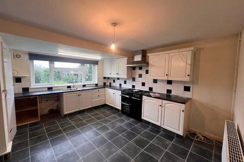 3 bedroom semi-detached house to rent, Kingstone HR2