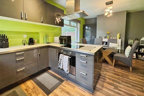 13 Pullan Avenue, Eccleshill, Bradford, BD2 3RS
