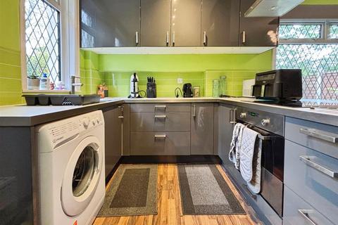 13 Pullan Avenue, Eccleshill, Bradford, BD2 3RS