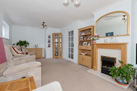 2 bedroom detached bungalow for sale, Kimber Close, Lancing