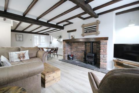 2 bedroom terraced house for sale, Hill Top Road,  Acton Bridge, CW8