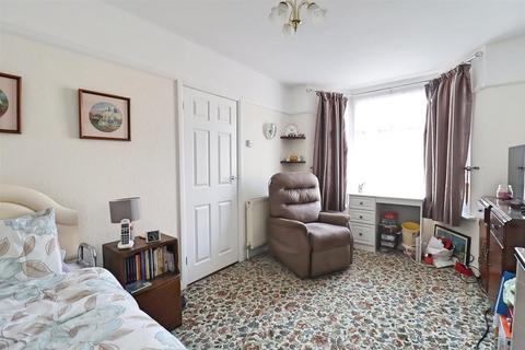 3 bedroom semi-detached house to rent, Hunnable Road, Braintree