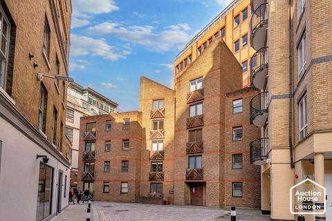 1 bedroom flat for sale, Flat 1 Aldersgate Court, 30 Bartholomew Close, Barbican, London, EC1A 7ES