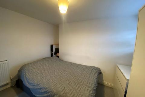 1 bedroom in a house share to rent, Catford Hill, London, SE6