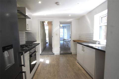 1 bedroom in a house share to rent, Catford Hill, London, SE6