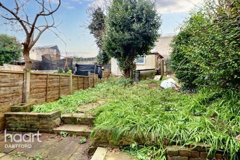 30 Detling Road, Northfleet, Gravesend, DA11 8DH