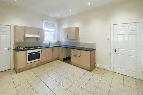 2 bedroom flat to rent, Imeary Street, South Shields