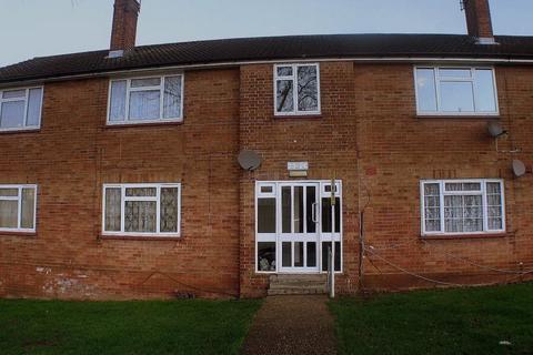 2 bedroom ground floor flat for sale, Parnell Close, Edgware, HA8