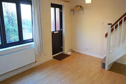 1 bedroom end of terrace house to rent, Wilfred Owen Close, Wimbledon, London