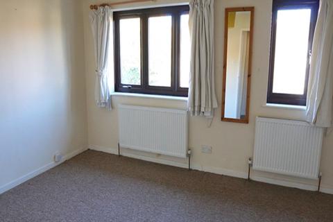 1 bedroom end of terrace house to rent, Wilfred Owen Close, Wimbledon, London