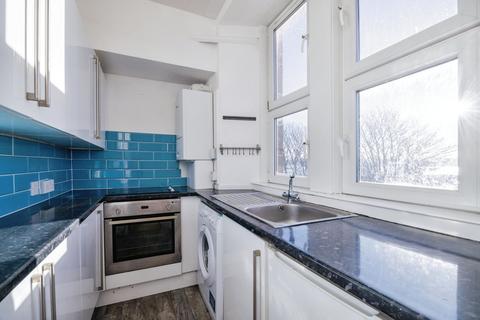 47 Magdalen Yard Road, Dundee, DD1 4NF