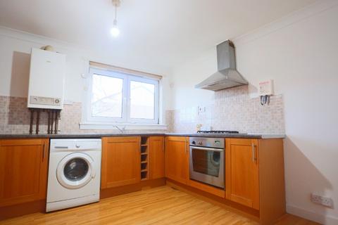 2 bedroom flat to rent, Oxgangs Place, Oxgangs, Edinburgh, EH13