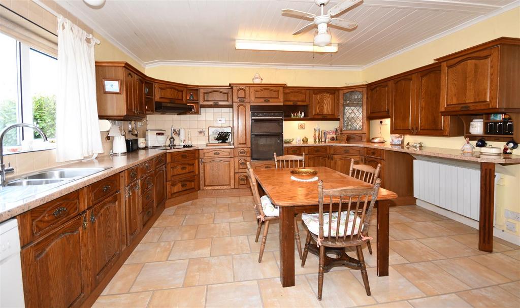 Kitchen/breakfast room