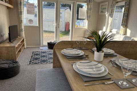 2 bedroom static caravan for sale, Suffolk Sands Holiday Park