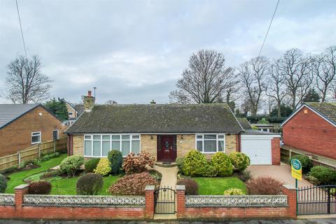 3 bedroom detached bungalow for sale, Sotheron Croft, Pontefract WF8